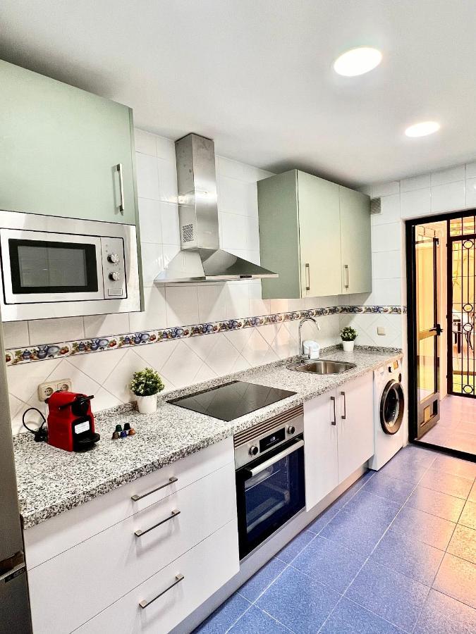 شقة Puerto Deluxe مالقة المظهر الخارجي الصورة